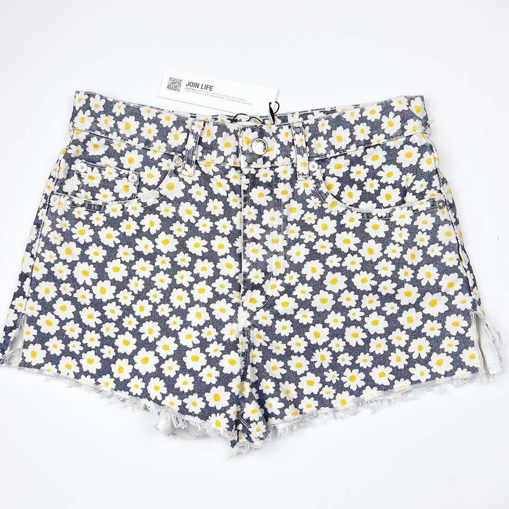ZARA Daisy Print Straight Denim Shorts Size (4) NWT